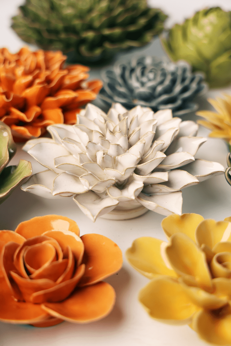 EG23 Ivory Autumn Azalea - Chive US Wholesale