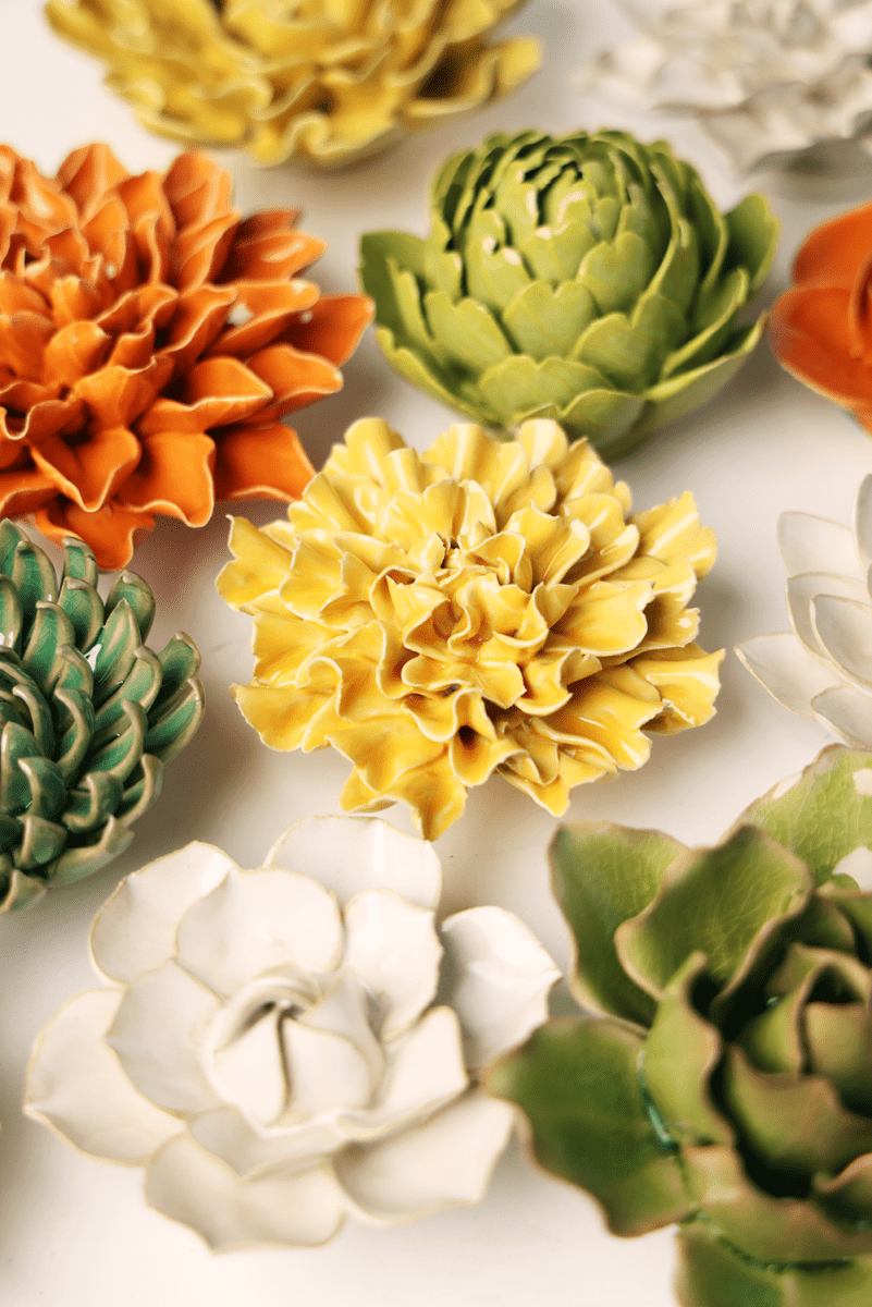 EG48 Burnt Yellow Tundra Carnation - Chive US Wholesale