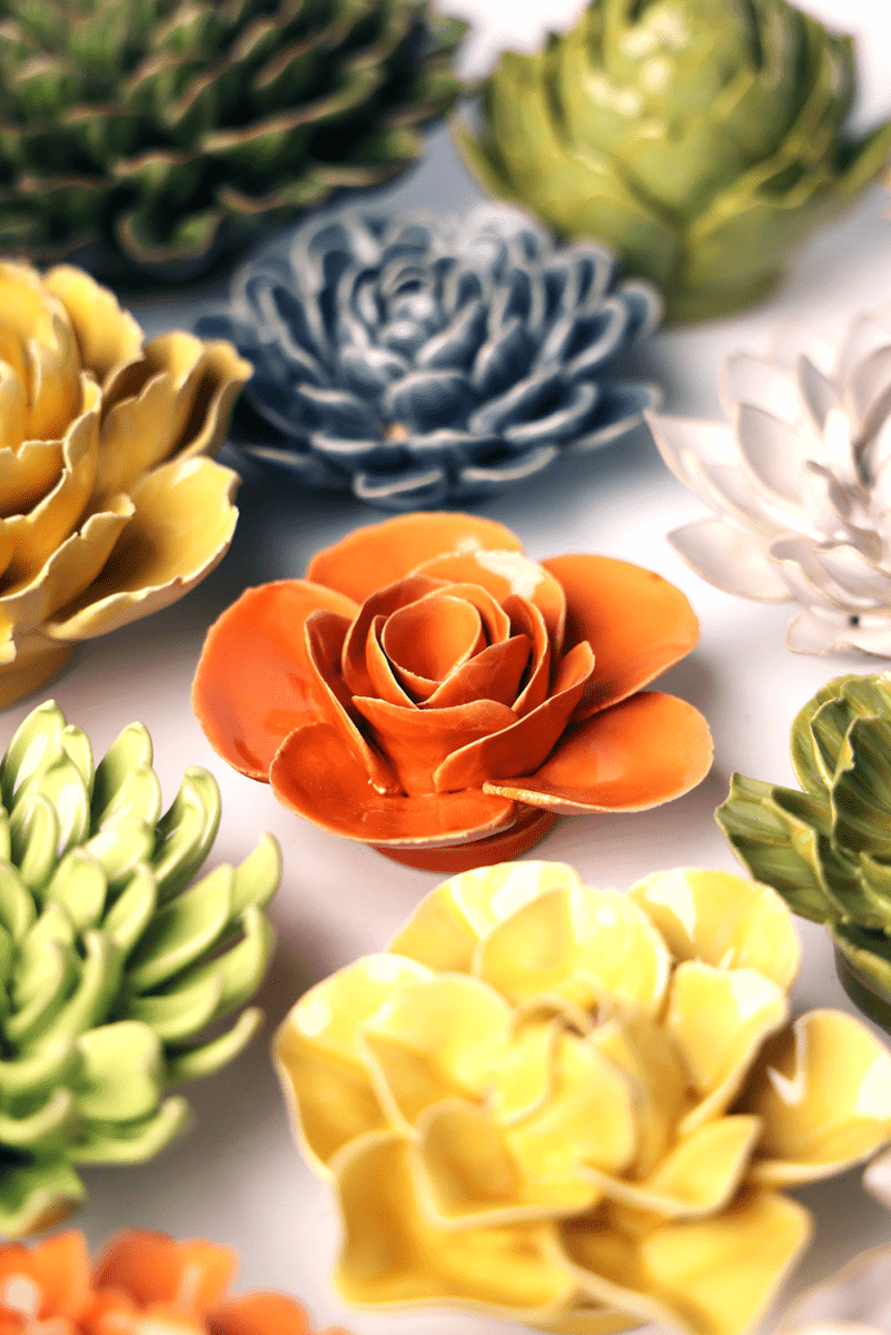 EG49 Orange Elegance Ranunculus - Chive US Wholesale