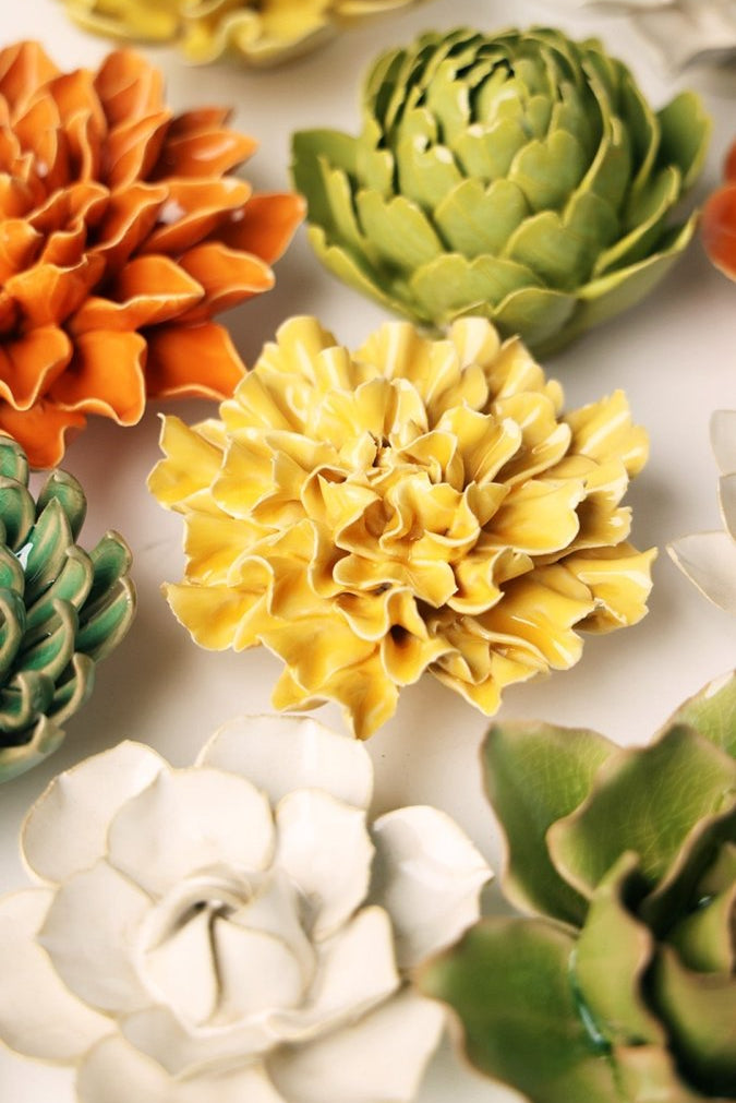 EG48 Burnt Yellow Tundra Carnation - Chive US Wholesale