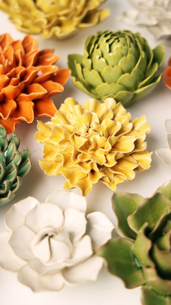 EG48 Burnt Yellow Tundra Carnation - Chive US Wholesale