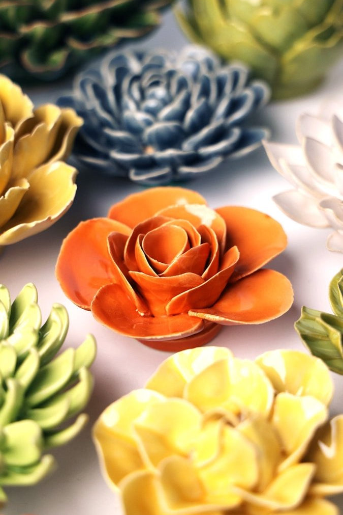 EG49 Orange Elegance Ranunculus - Chive US Wholesale