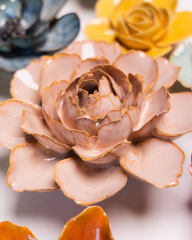 FR01 Rose Pink Camellia - Chive US Wholesale