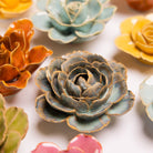 FR05 Pale Blue English Rose - Chive US Wholesale