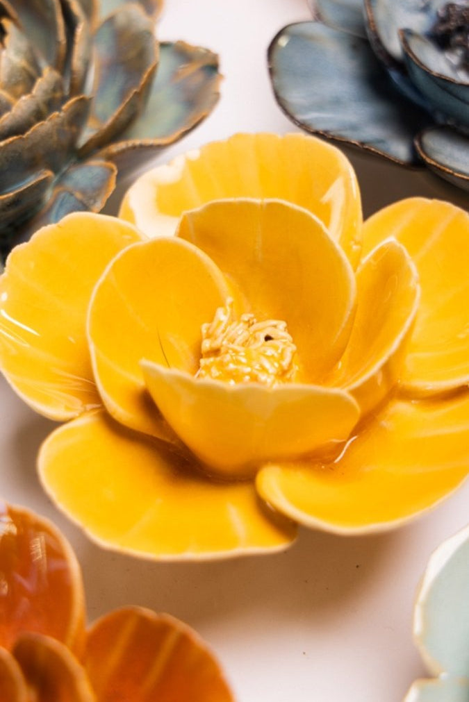 FR06 Burnt Yellow Poppy - Chive US Wholesale