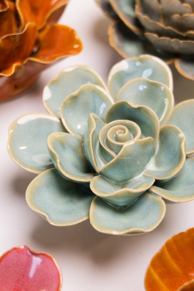 FR10 Milk Teal Tahitian Gardenia - Chive US Wholesale