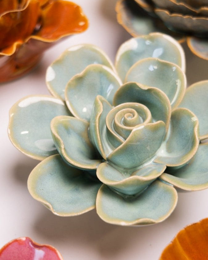 FR10 Milk Teal Tahitian Gardenia - Chive US Wholesale