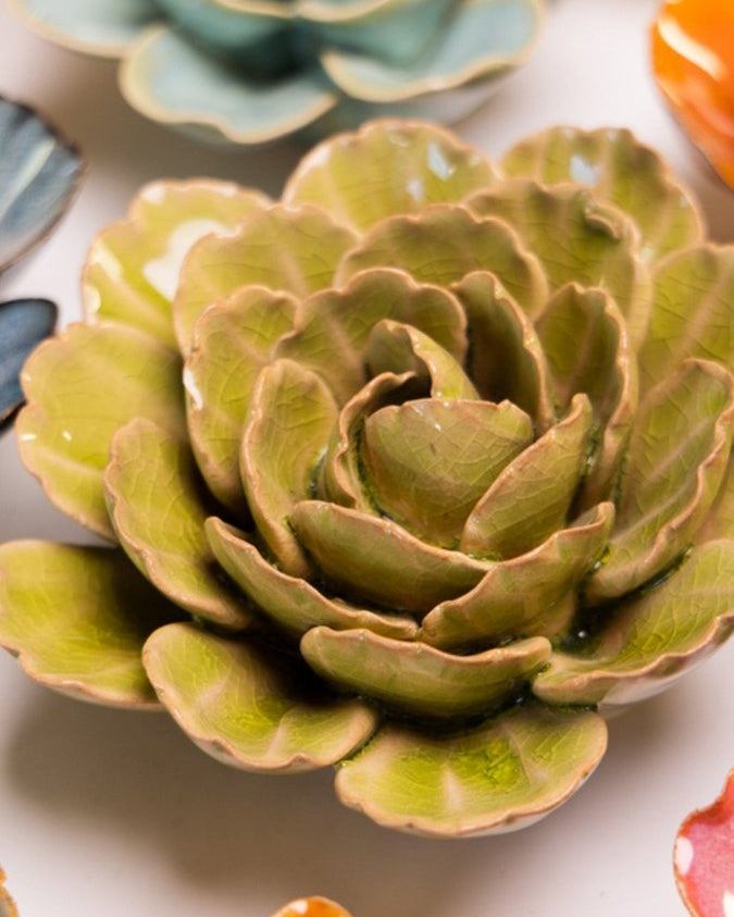 FR12 Peridot Keiko Peony - Chive US Wholesale