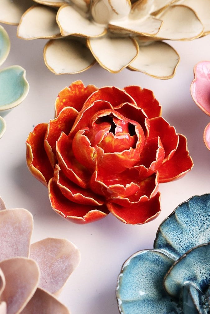 FR18 Orange Yellow Gay Paree Peony - Chive US Wholesale