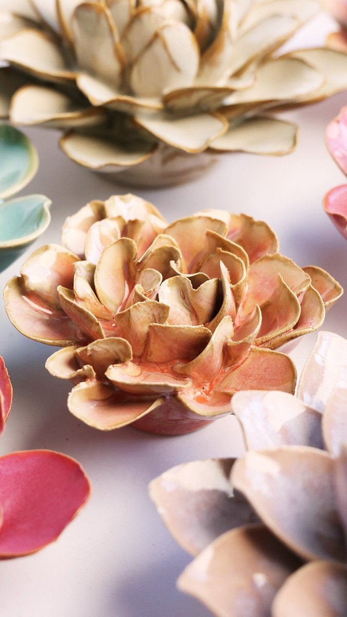 FR19 Rose Pink Hawthorn - Chive US Wholesale