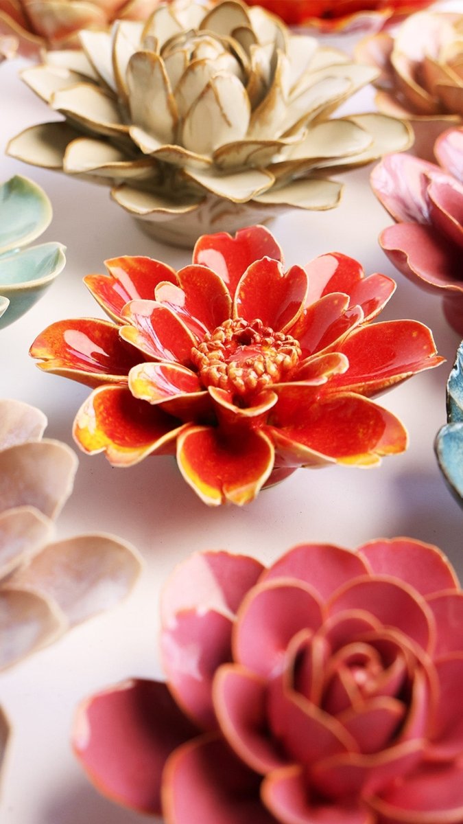 FR29 Orange Yellow Paris Daisy - Chive US Wholesale