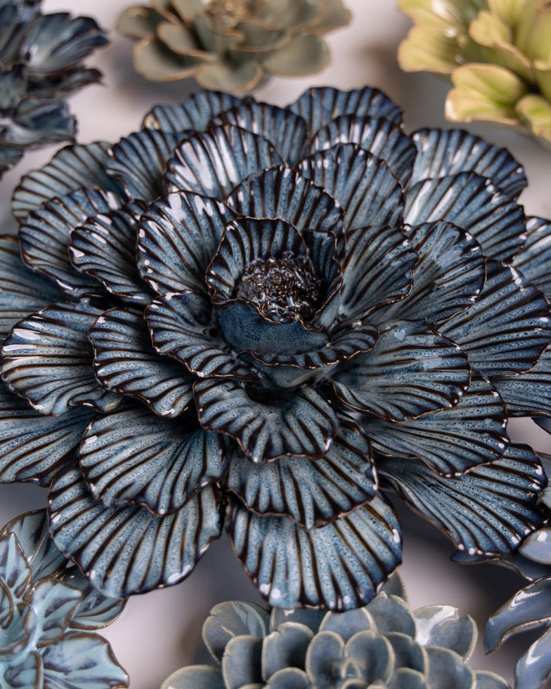 Ceramic Flower Japan Curated Collection #1 - Chive US Wholesale