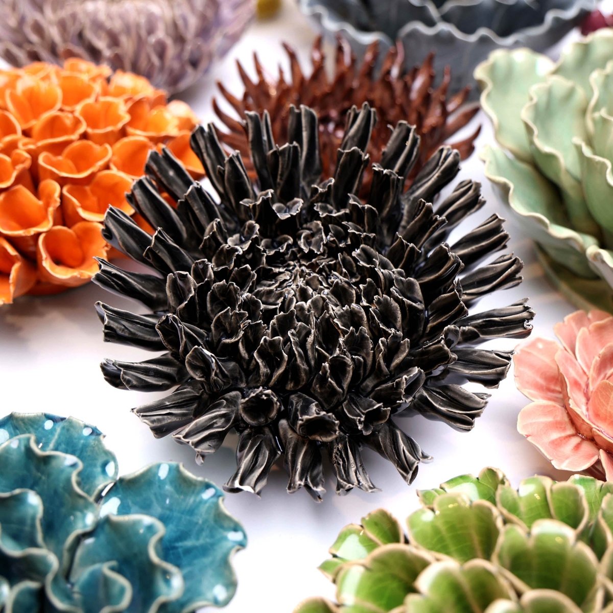 Ceramic Flower Fractal Black 5 - Chive US Wholesale