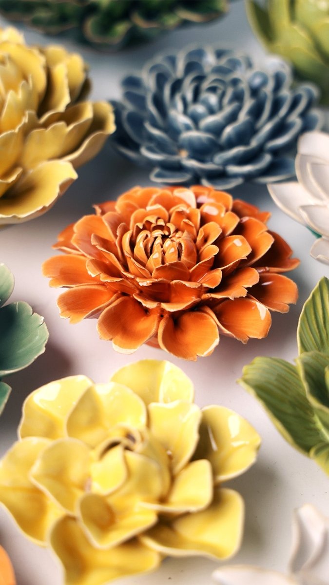 EG44 Orange Fiesta Marigold - Chive US Wholesale