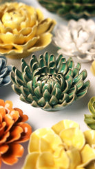 EG52 Jungle Green Pompom Mum - Chive US Wholesale