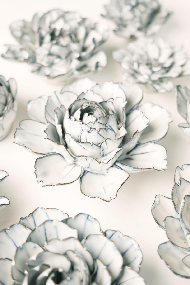 Nantucket Ceramic Flower Blue White Carnation - Chive US Wholesale